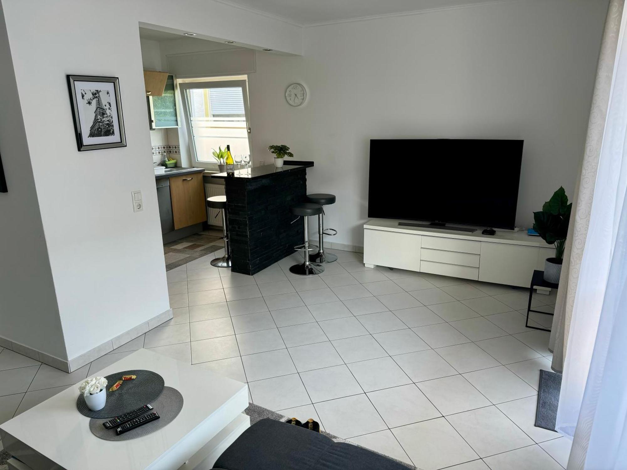 Traumhafte Kurstadt Apartment Moderne 2Zkb Balkon Pkw Stellplatz Bad Nauheim Exterior foto